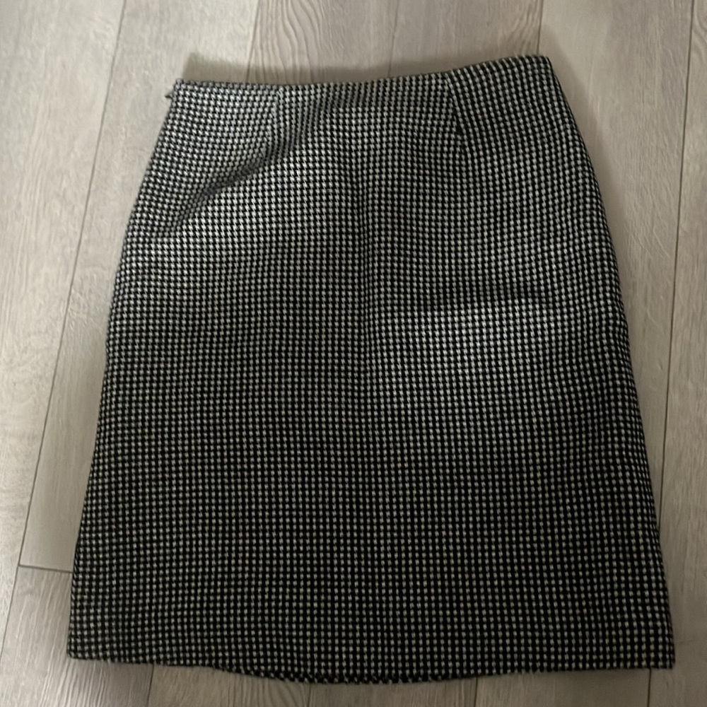 Check pattern skirt - Picture 3 of 4